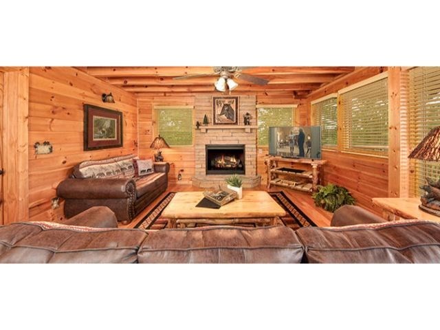 2040 Mikey Street, Unit APIECEOFHEAVEN Sevierville, TN 37876 - Photo 9 of 28 Gallery Image 9