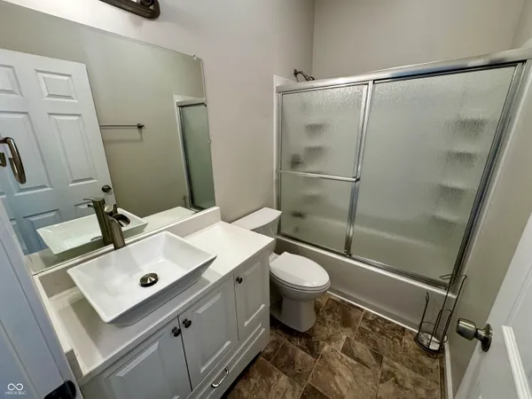 $289,999 | 780 Northern Acres Drive, Ladoga, IN 47954