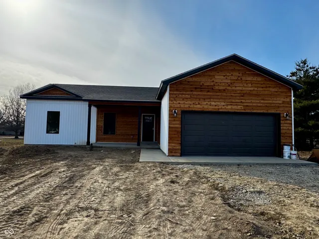 $299,900 | 780 Northern Acres Drive, Ladoga, IN 47954