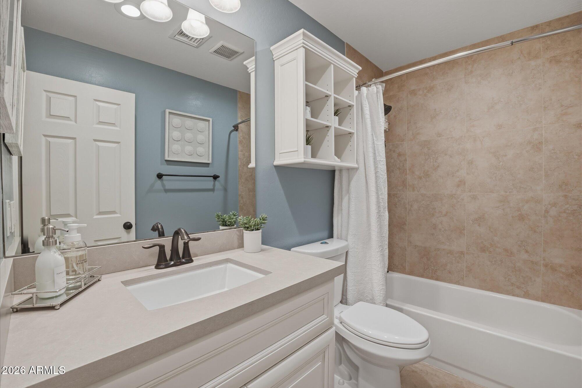 5008 East Bloomfield Road Scottsdale, AZ 85254 - Photo 15 of 25 Full Bathroom 2