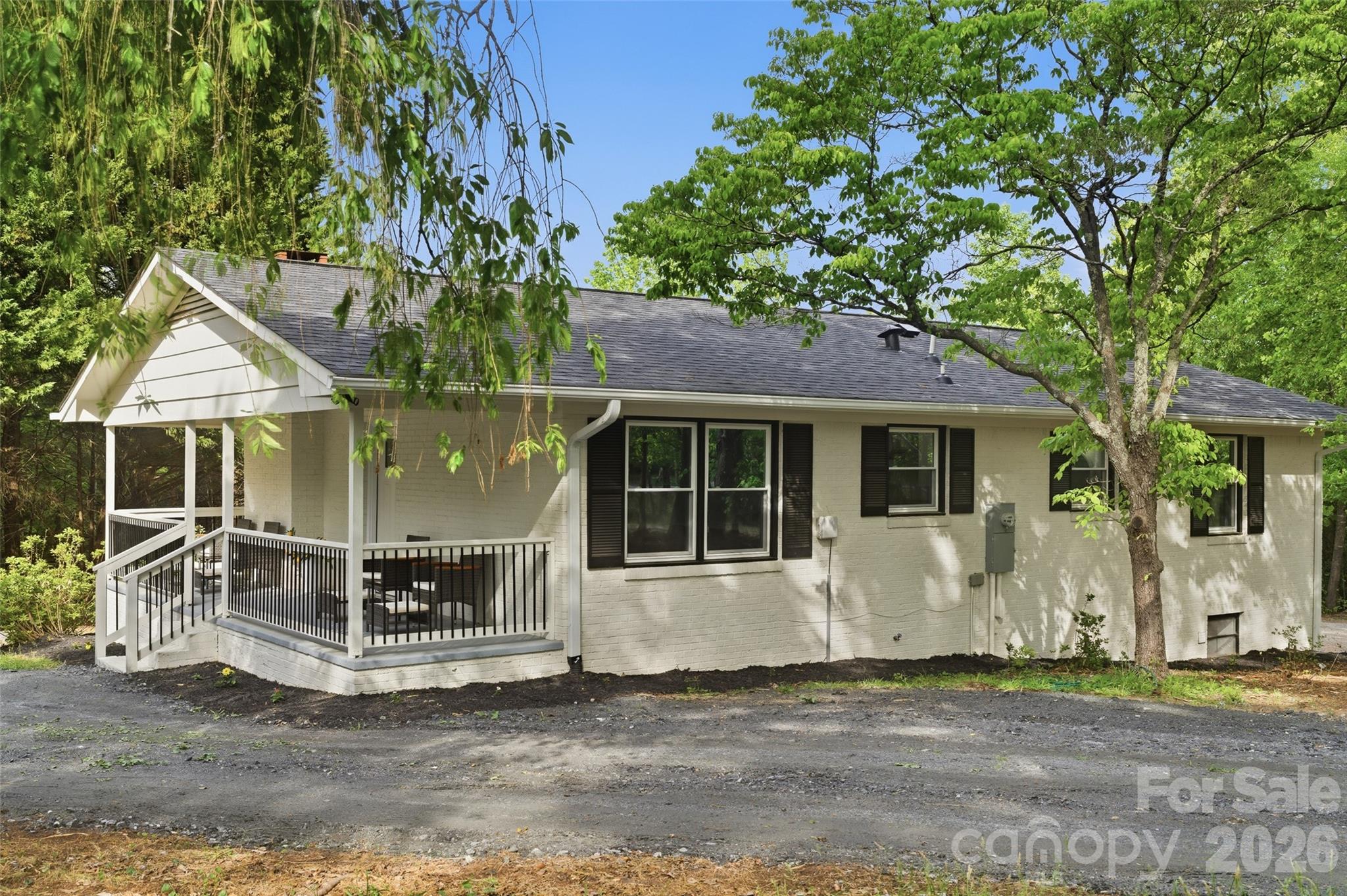 1335 Little Mountain Road Columbus, NC 28722 - Photo 2 of 46