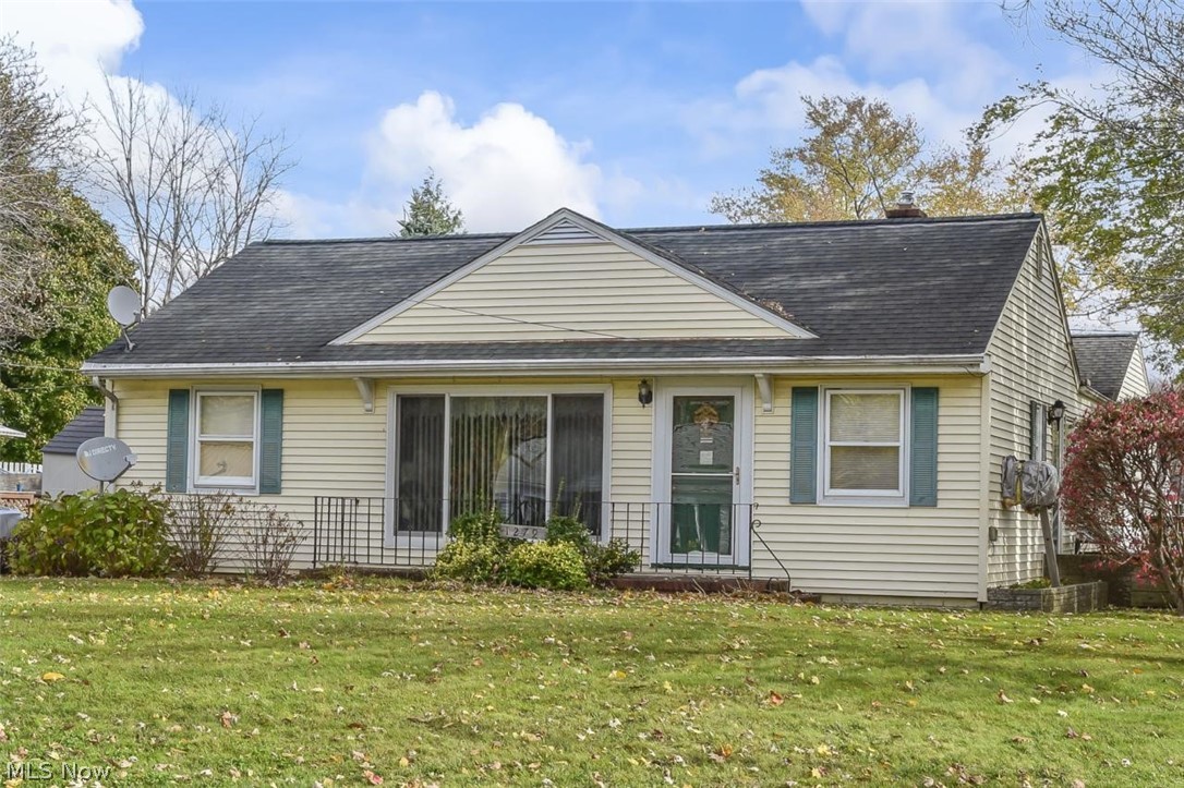 1279 Bennett Road Madison, OH 44057 - Photo 2 of 29