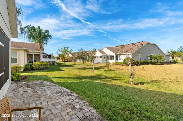 a view of swimming pool and lake view