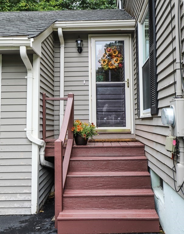24 Marlboro Road Georgetown, MA 01833 - Photo 5 of 29 Gallery Image 5