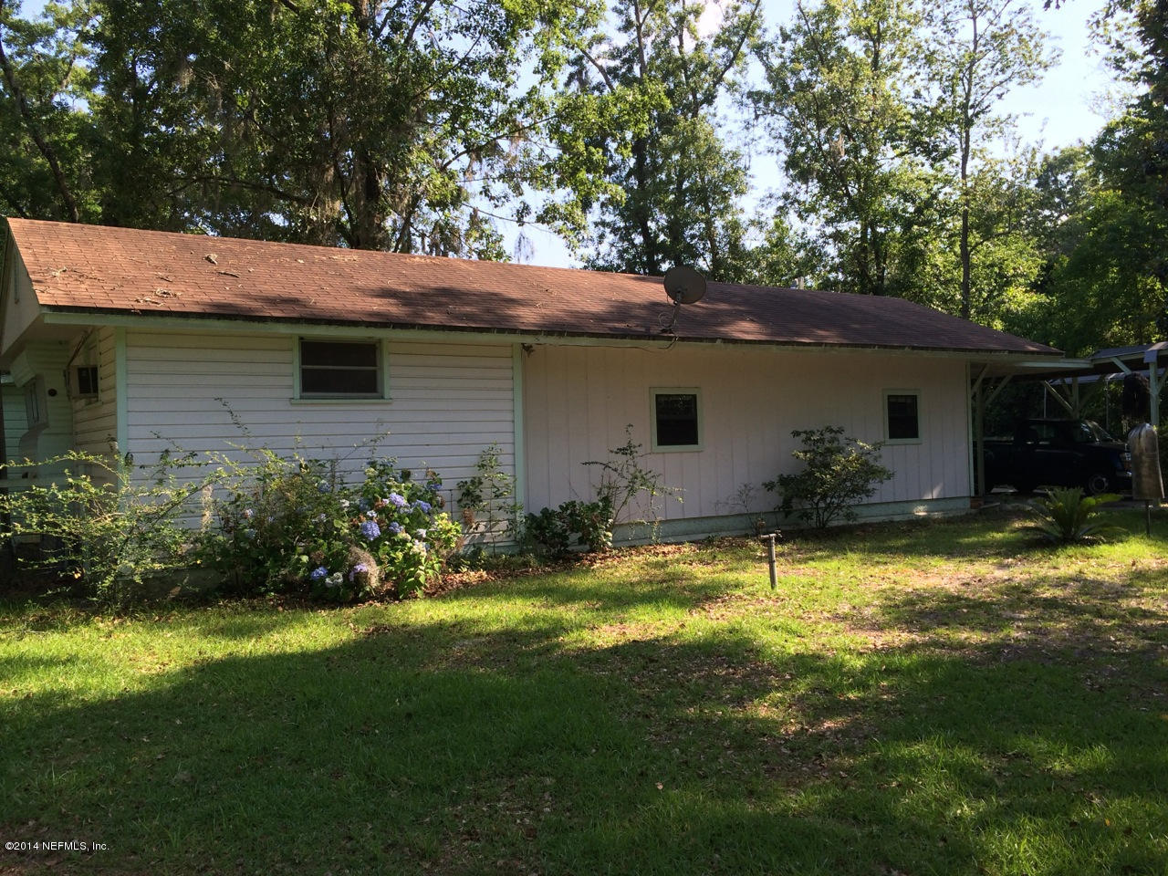 8611 Hilma Road Jacksonville, FL 32244 - Photo 6 of 10 Additional living space in back