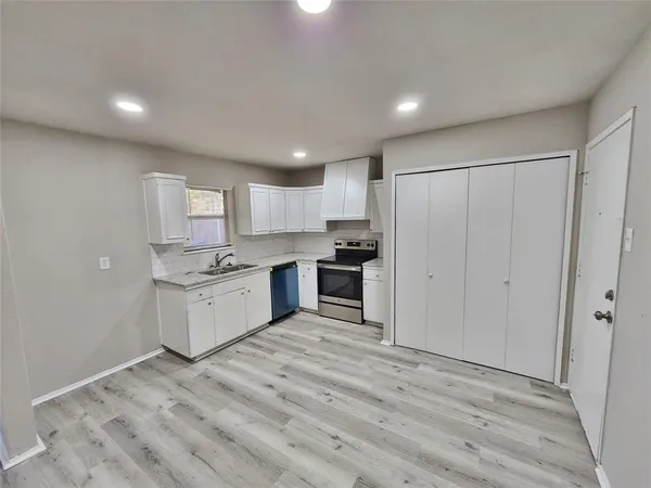 $1,950 | 4118 Salem Drive, Garland, TX 75043