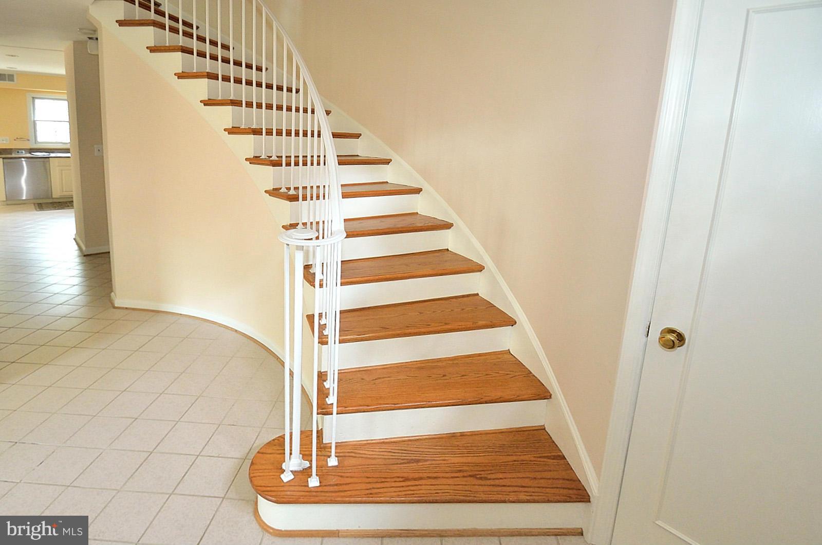 5942 Seabright Road Springfield, VA 22152 - Photo 3 of 24 Interior (General)
