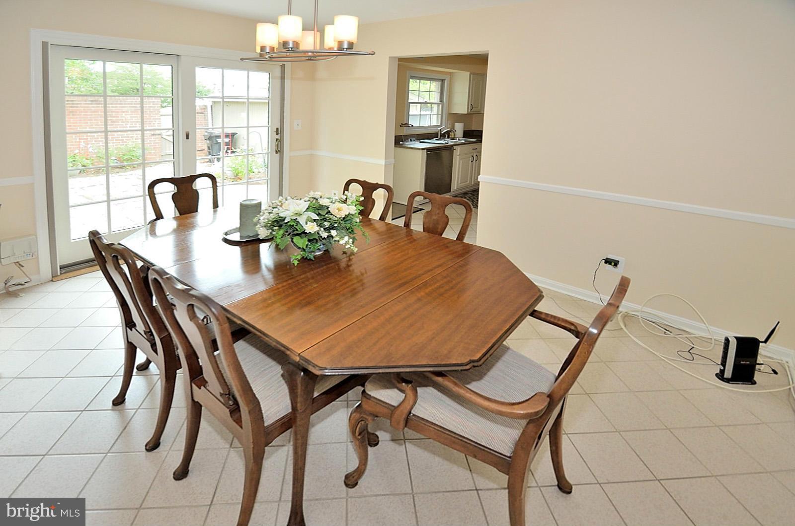 5942 Seabright Road Springfield, VA 22152 - Photo 8 of 24 Dining Room