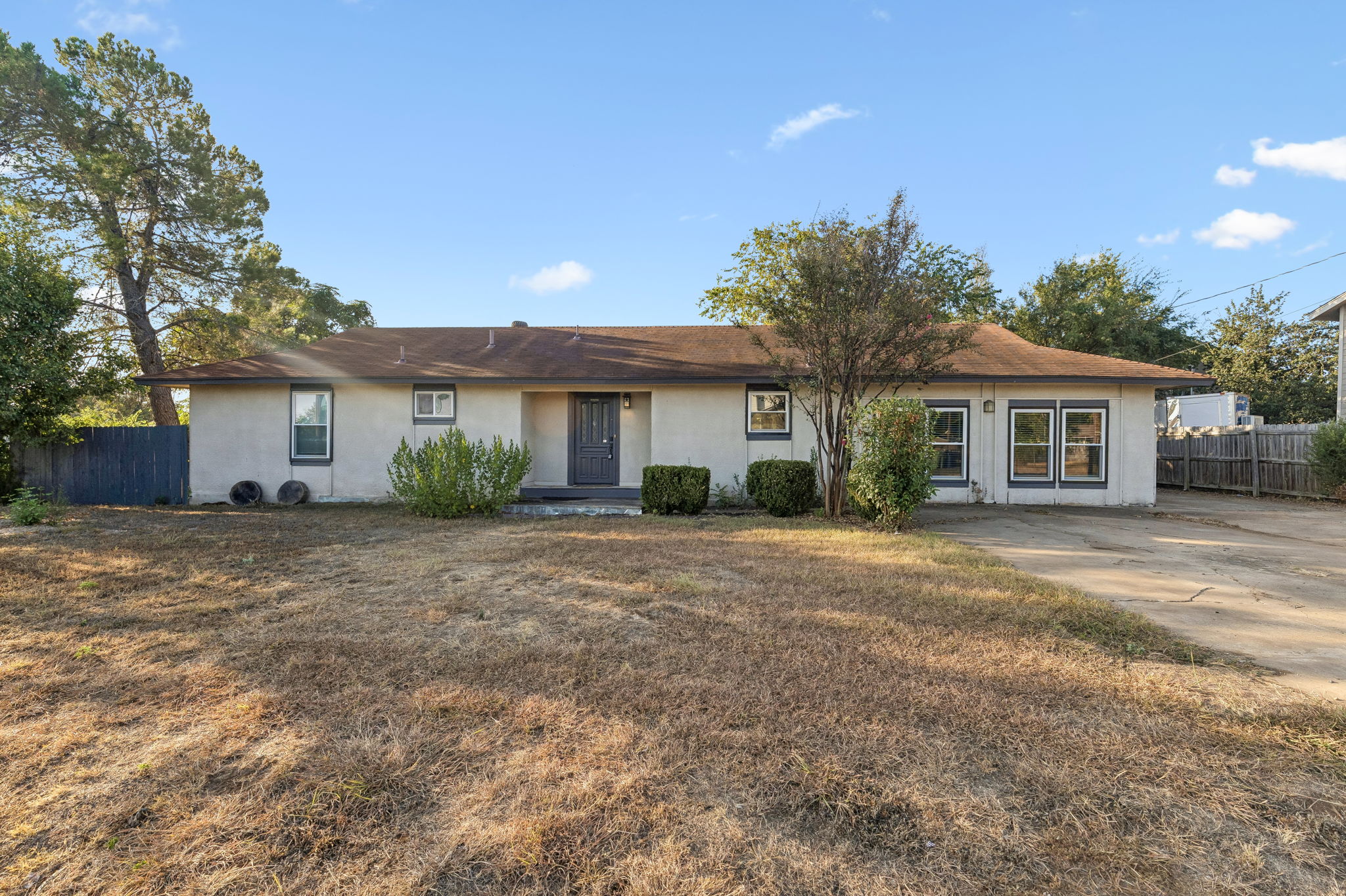 200 Seminole Road Leander, TX 78641 - Photo 2 of 35 Gallery Image 2