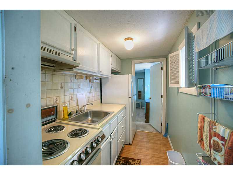 4239 Old Post Road, Unit 10 Charlestown, RI 02813 - Photo 9 of 9 Kitchen.