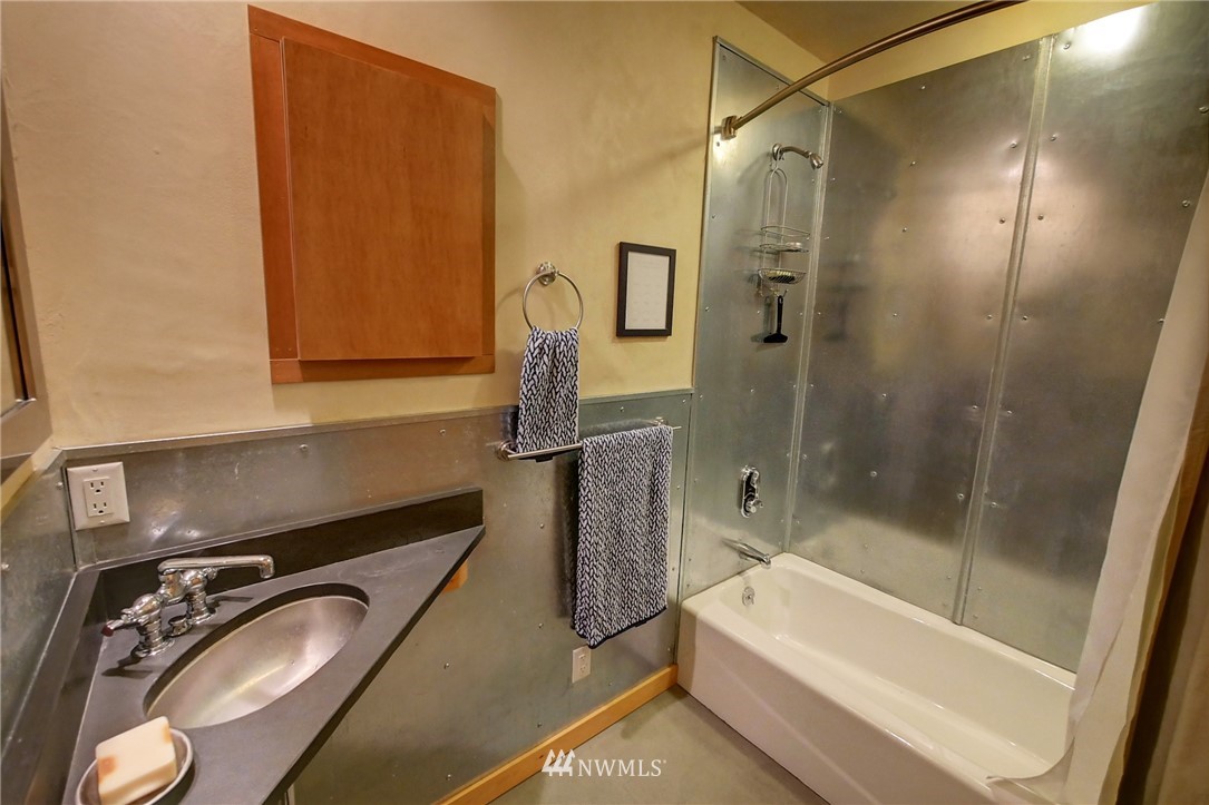 13 Wintergreen Road Winthrop, WA 98862 - Photo 17 of 25
