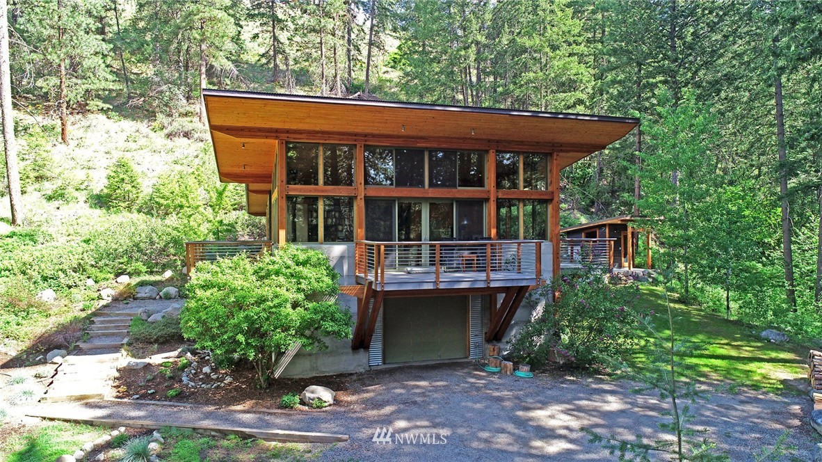 13 Wintergreen Road Winthrop, WA 98862 - Photo 4 of 25