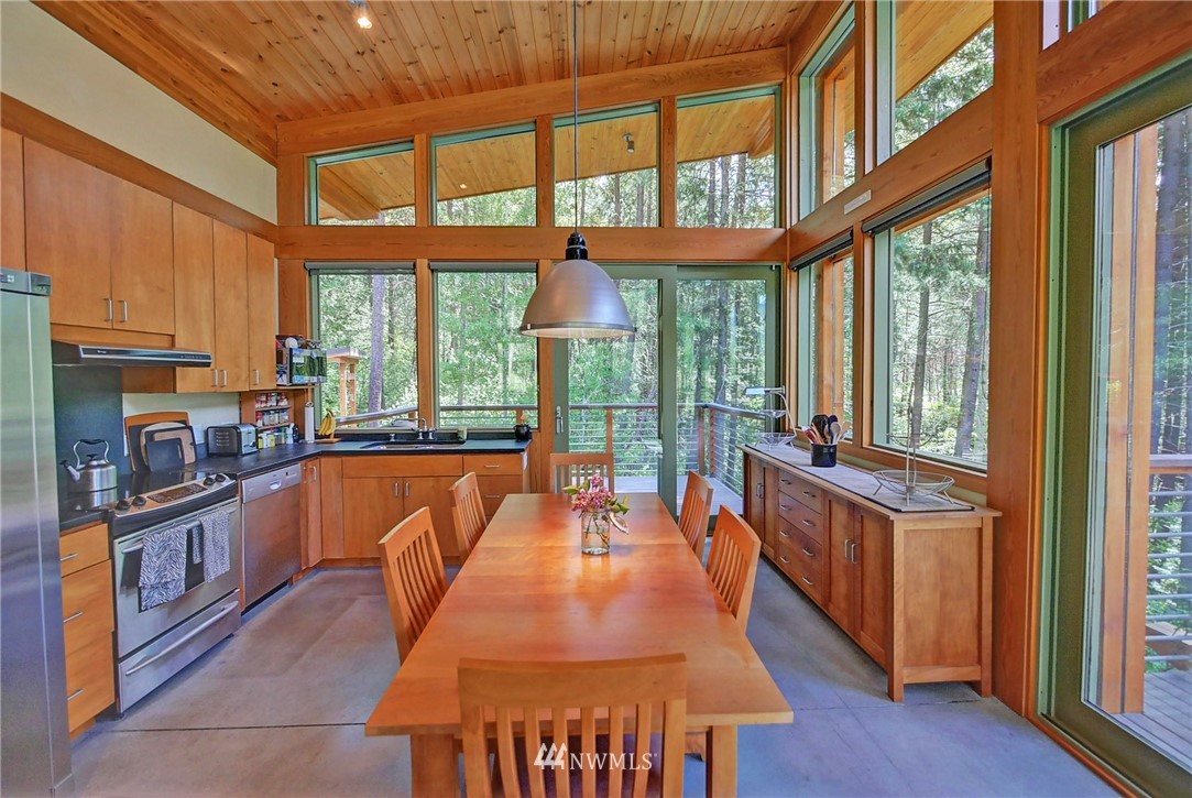 13 Wintergreen Road Winthrop, WA 98862 - Photo 8 of 25