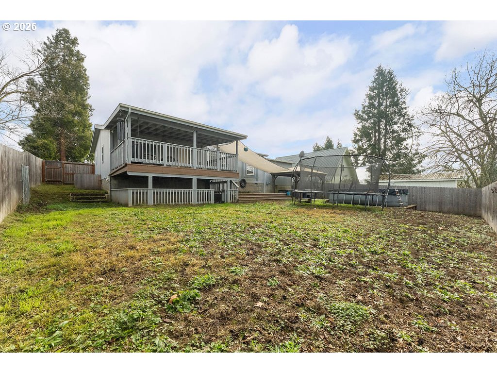 265 Southeast Grape Avenue Winston, OR 97496 - Photo 20 of 31