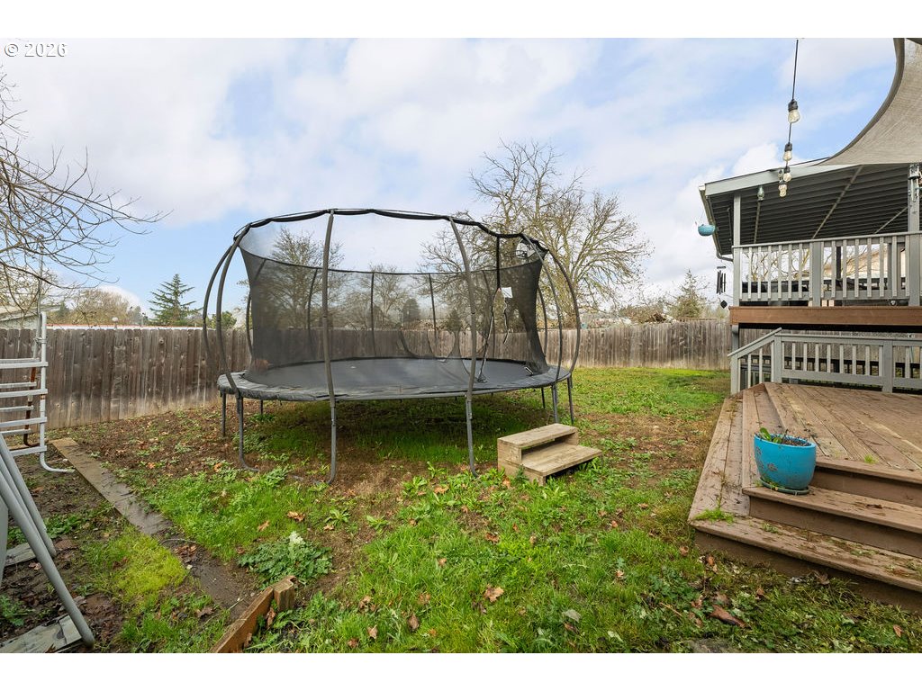 265 Southeast Grape Avenue Winston, OR 97496 - Photo 21 of 31