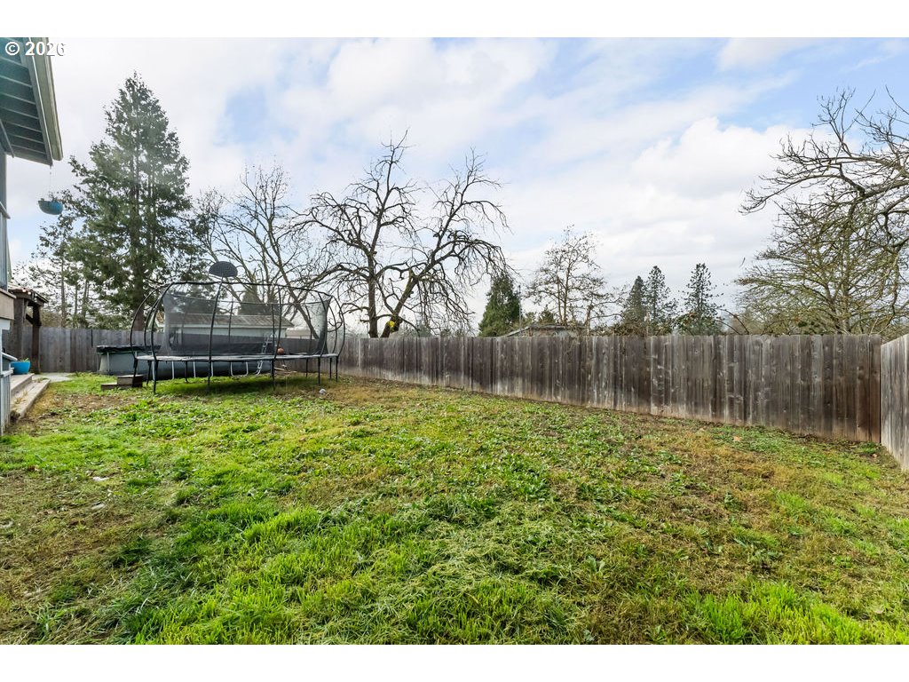 265 Southeast Grape Avenue Winston, OR 97496 - Photo 24 of 31