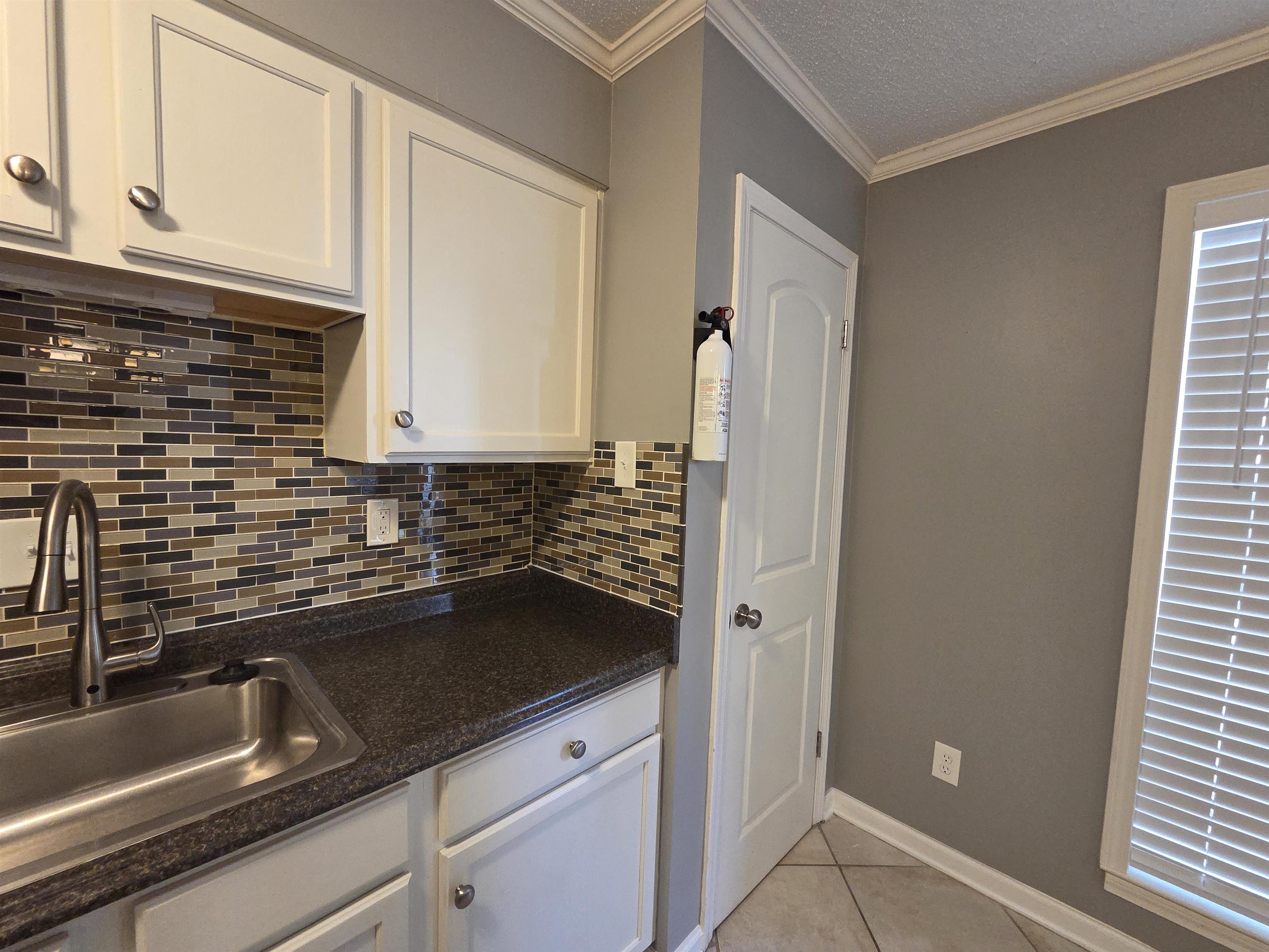 2106 Harbert Avenue Memphis, TN 38104 - Photo 15 of 29