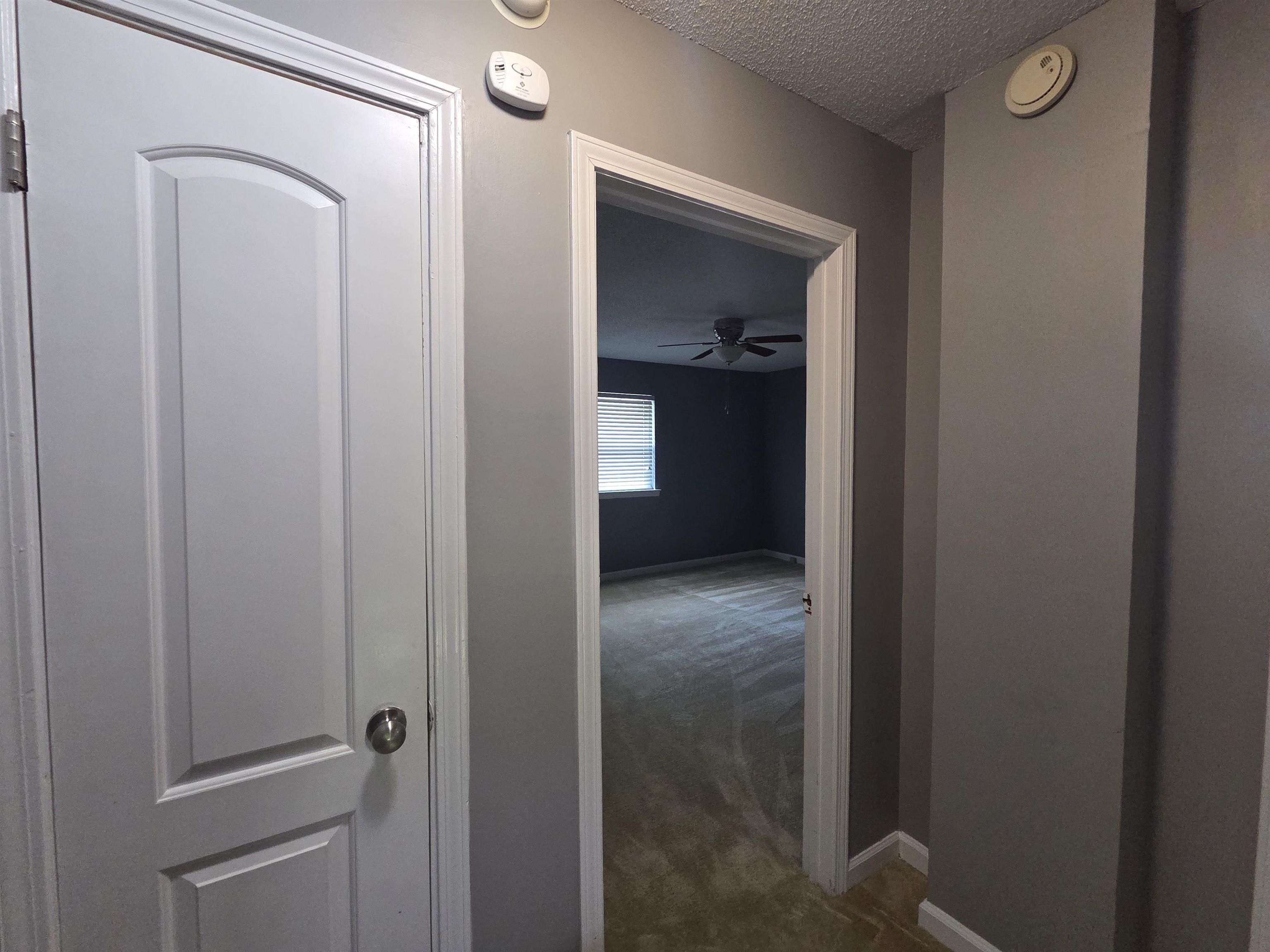 2106 Harbert Avenue Memphis, TN 38104 - Photo 2 of 29