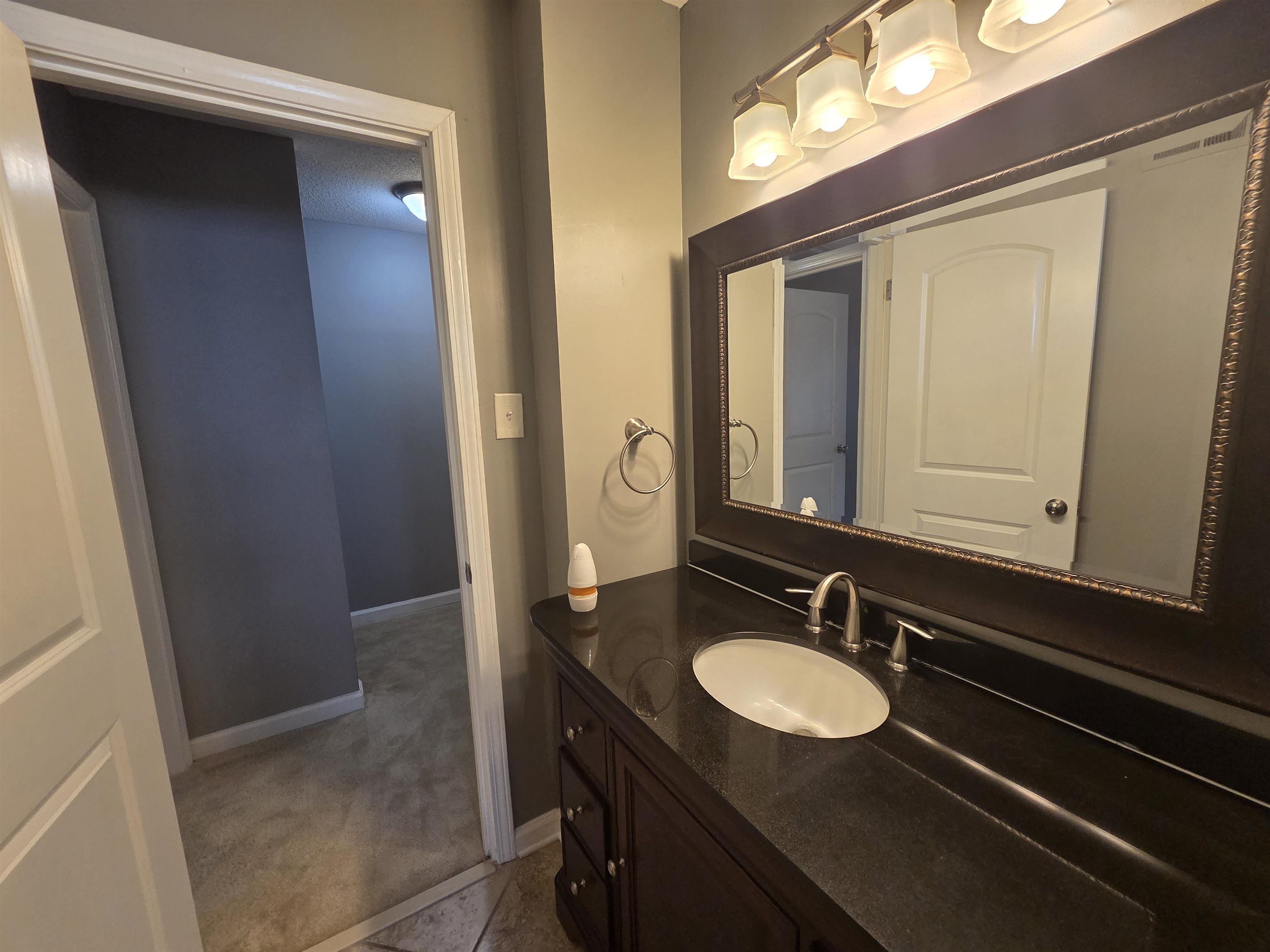 2106 Harbert Avenue Memphis, TN 38104 - Photo 6 of 29