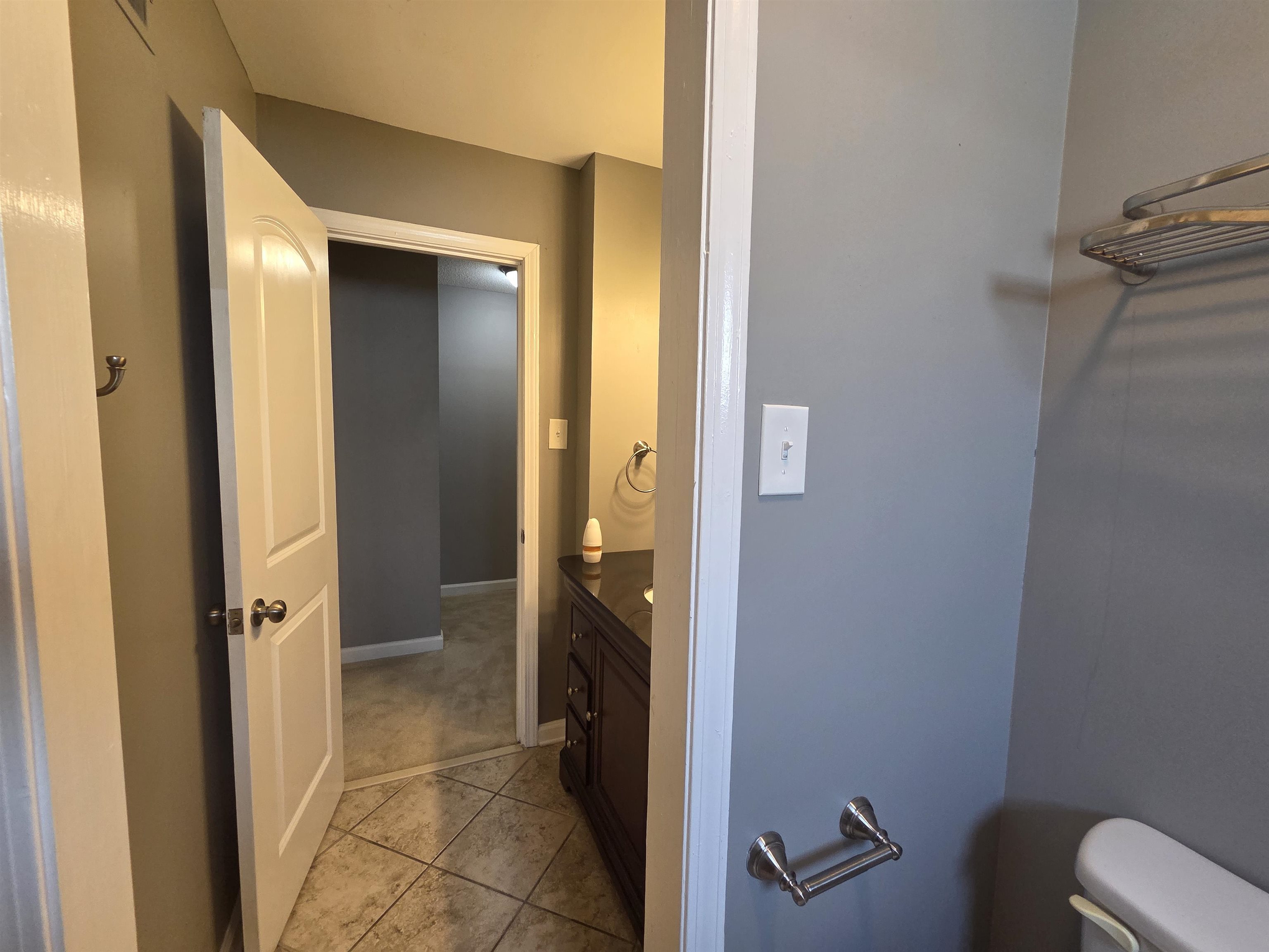 2106 Harbert Avenue Memphis, TN 38104 - Photo 7 of 29