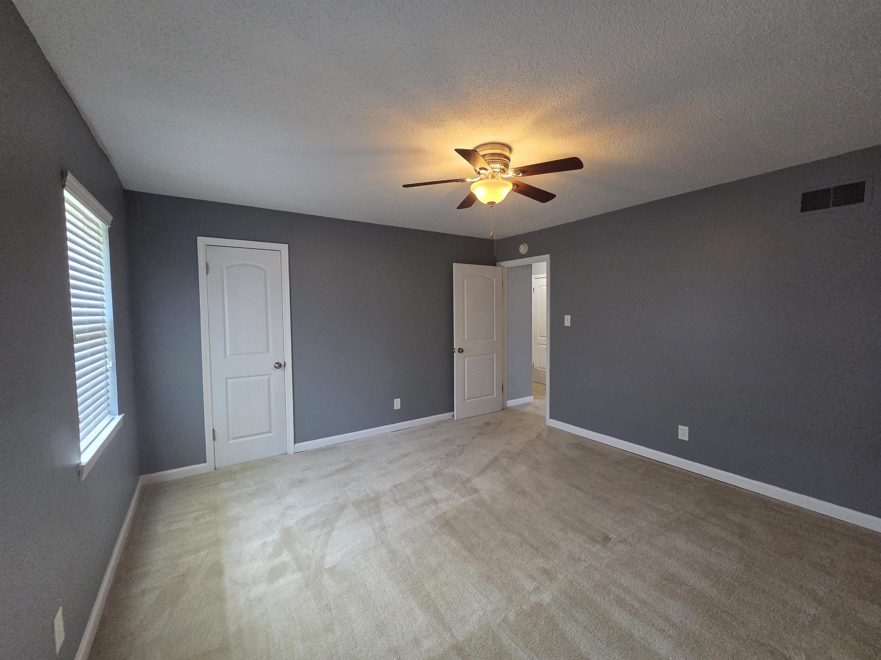 2106 Harbert Avenue Memphis, TN 38104 - Photo 10 of 29