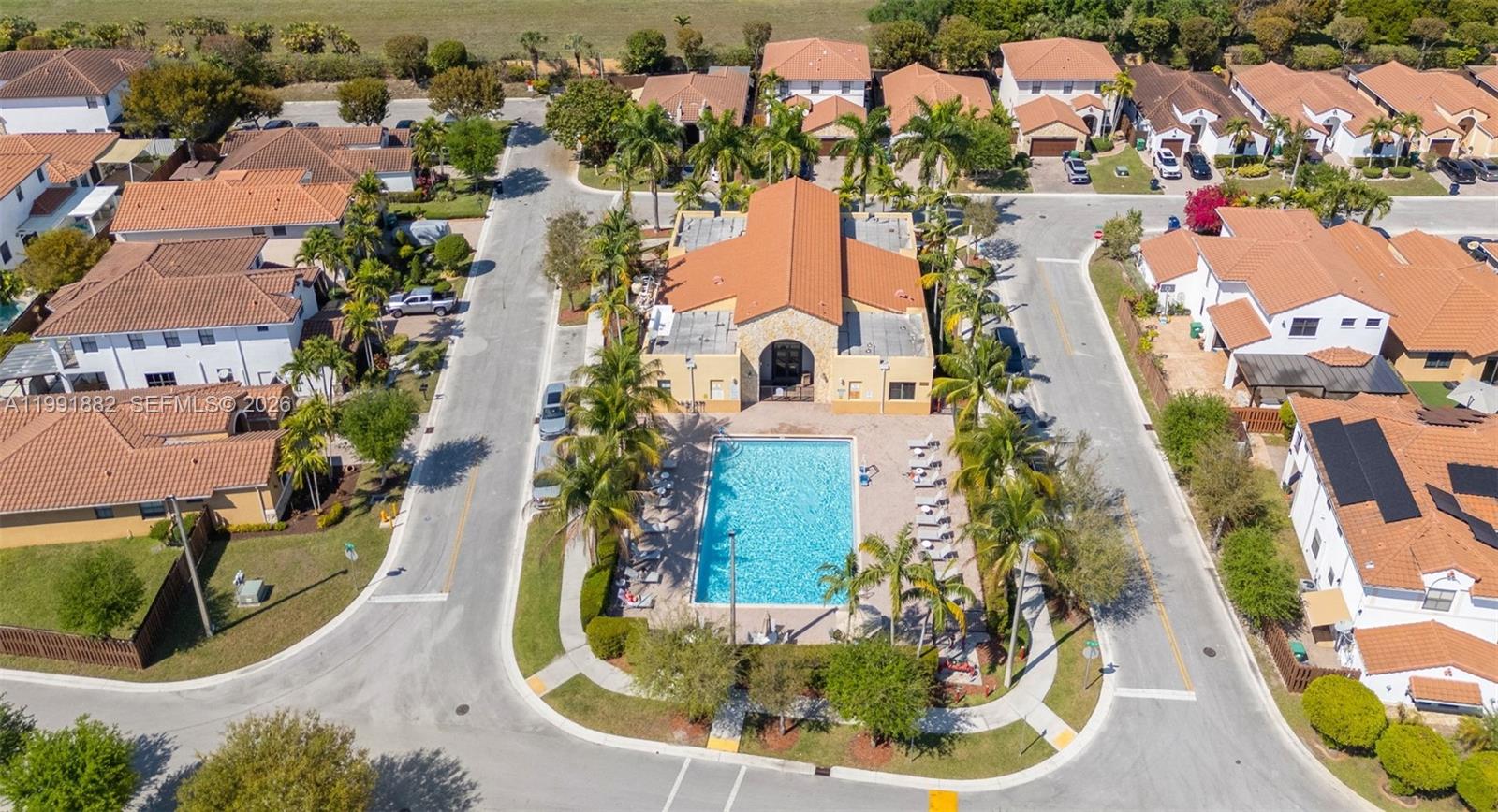 9761 Northwest 9th Street Miami, FL 33172 - Photo 25 of 29
