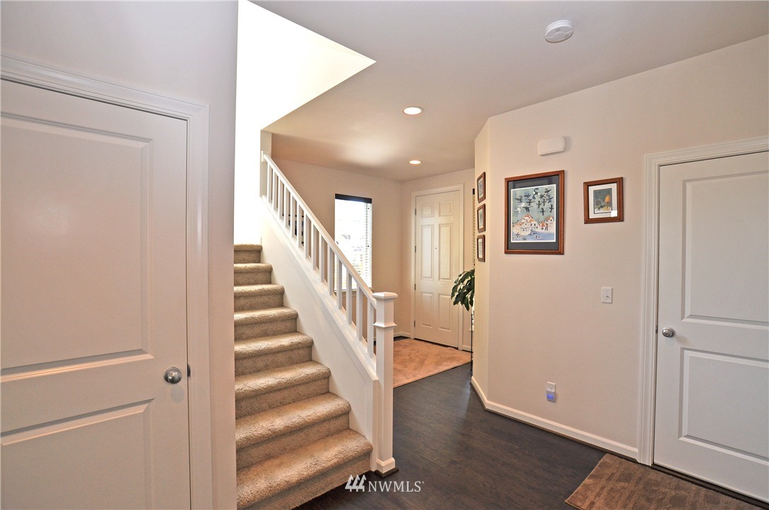 3615 196th Place Southeast Bothell, WA 98012 - Photo 4 of 22 Gallery Image 4