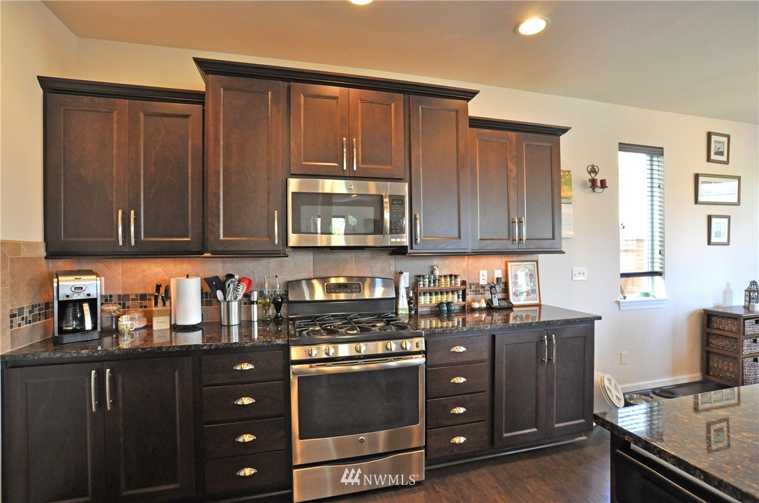 3615 196th Place Southeast Bothell, WA 98012 - Photo 8 of 22 Gallery Image 8