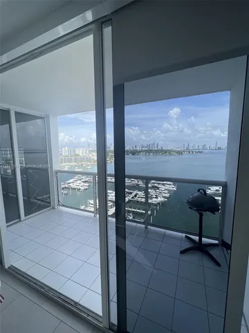 $995,000 | 1900 Sunset Harbour Drive, Unit 1610, Miami Beach, FL 33139