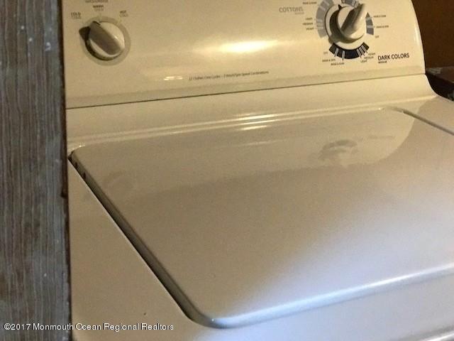 59 Roberts Road Toms River, NJ 08755 - Photo 20 of 26 Washer & Dryer