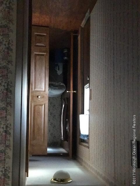 59 Roberts Road Toms River, NJ 08755 - Photo 21 of 26 Hallway to Bedroom