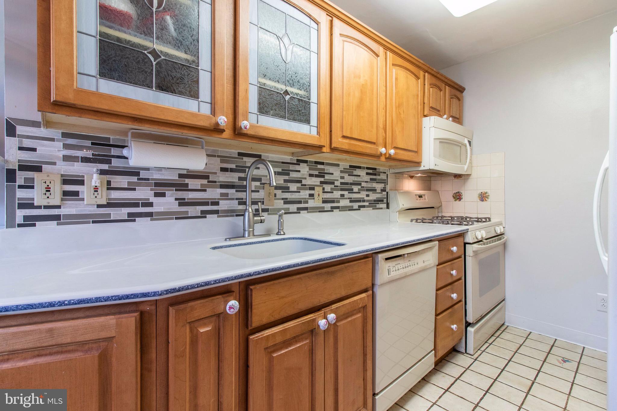 8040 Jenkintown Road Cheltenham, PA 19012 - Photo 14 of 47