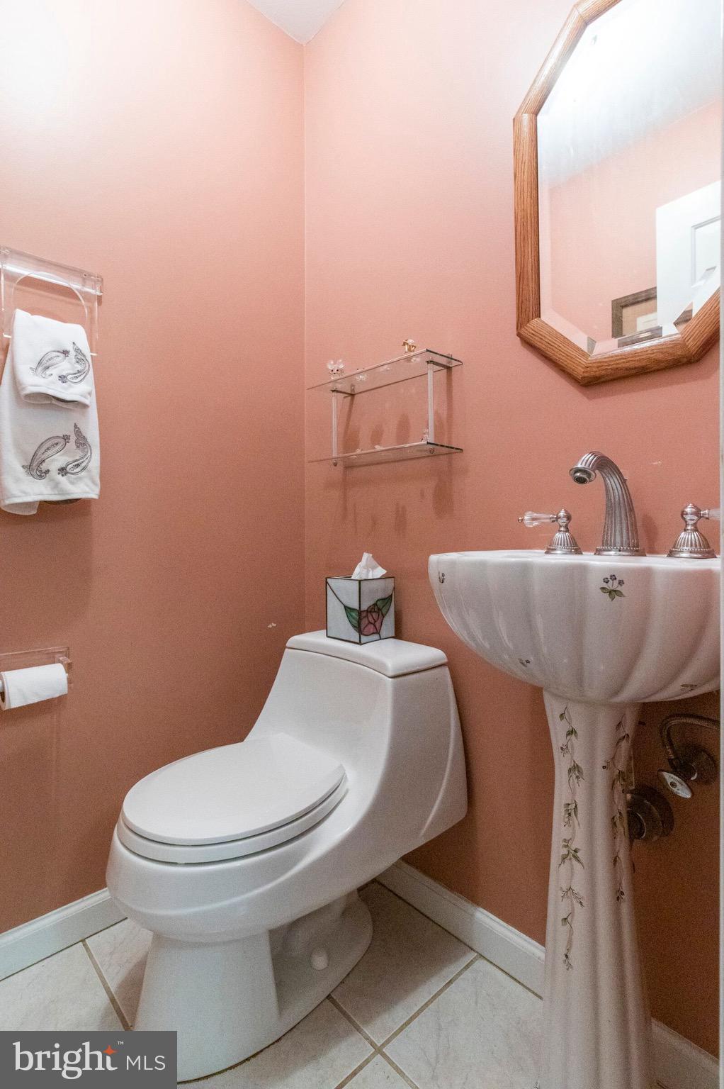 8040 Jenkintown Road Cheltenham, PA 19012 - Photo 18 of 47
