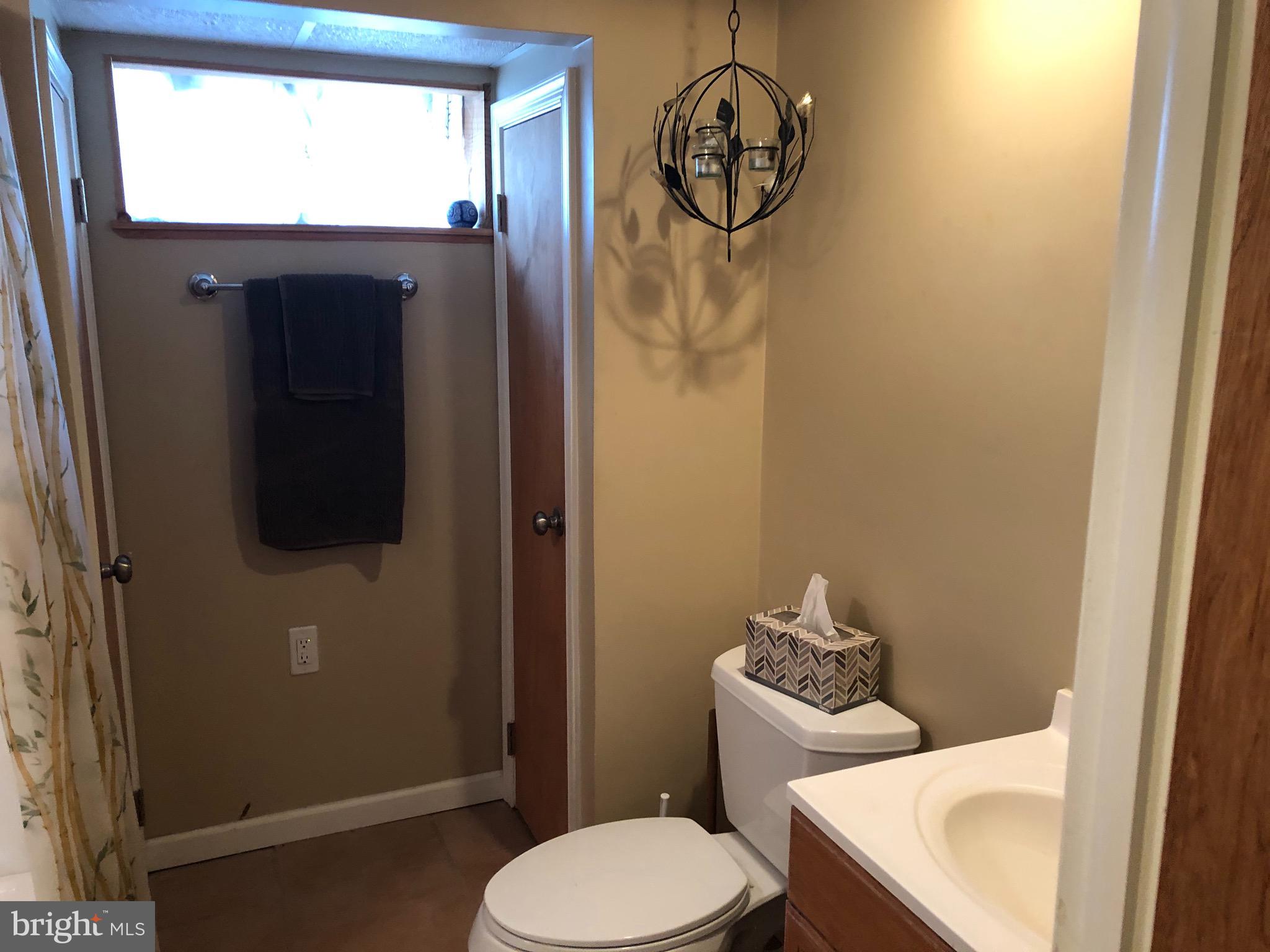 963 Providence Road Springfield, PA 19064 - Photo 29 of 35 Basement Full Bath