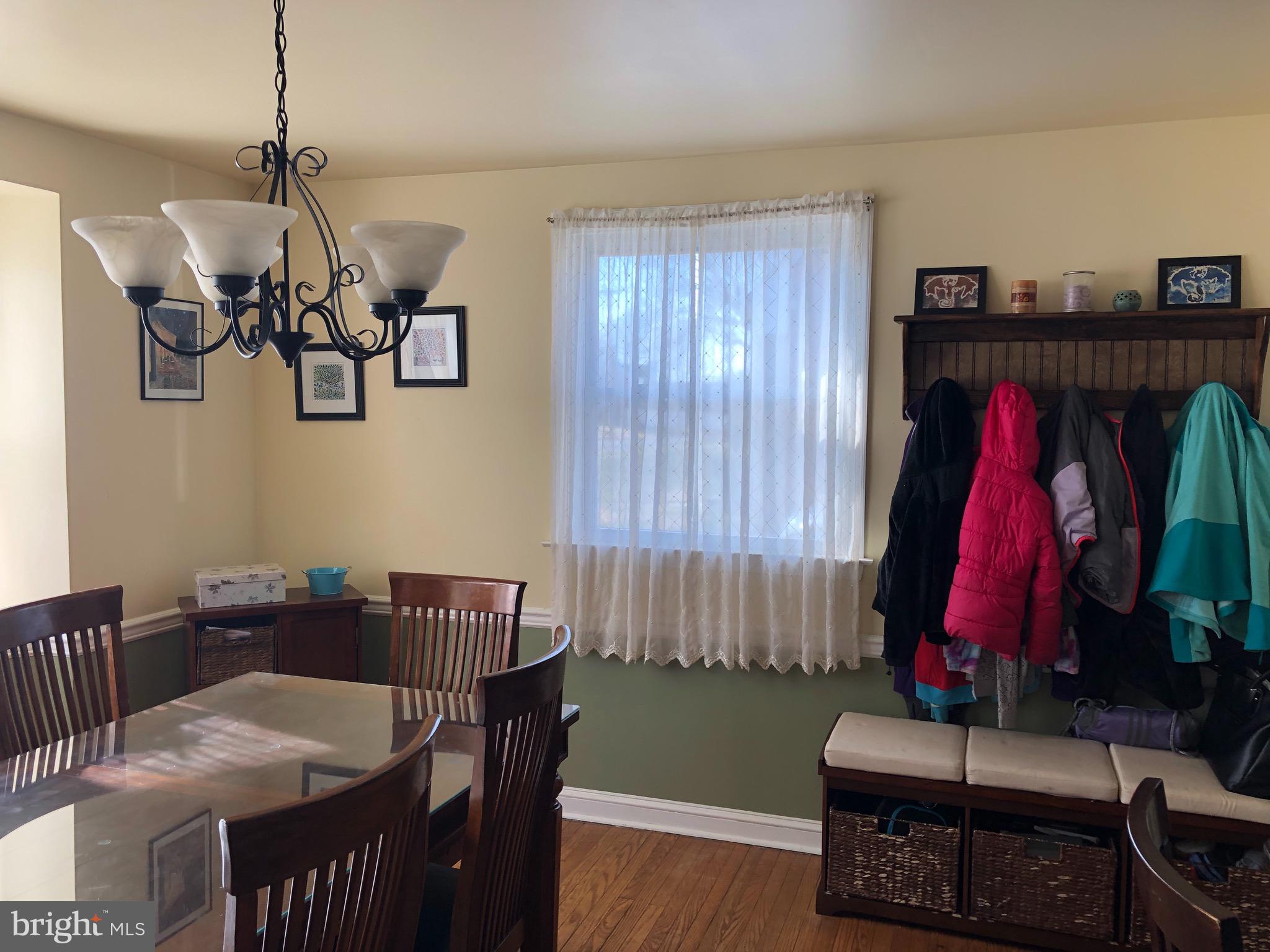 963 Providence Road Springfield, PA 19064 - Photo 8 of 35 Dining Room