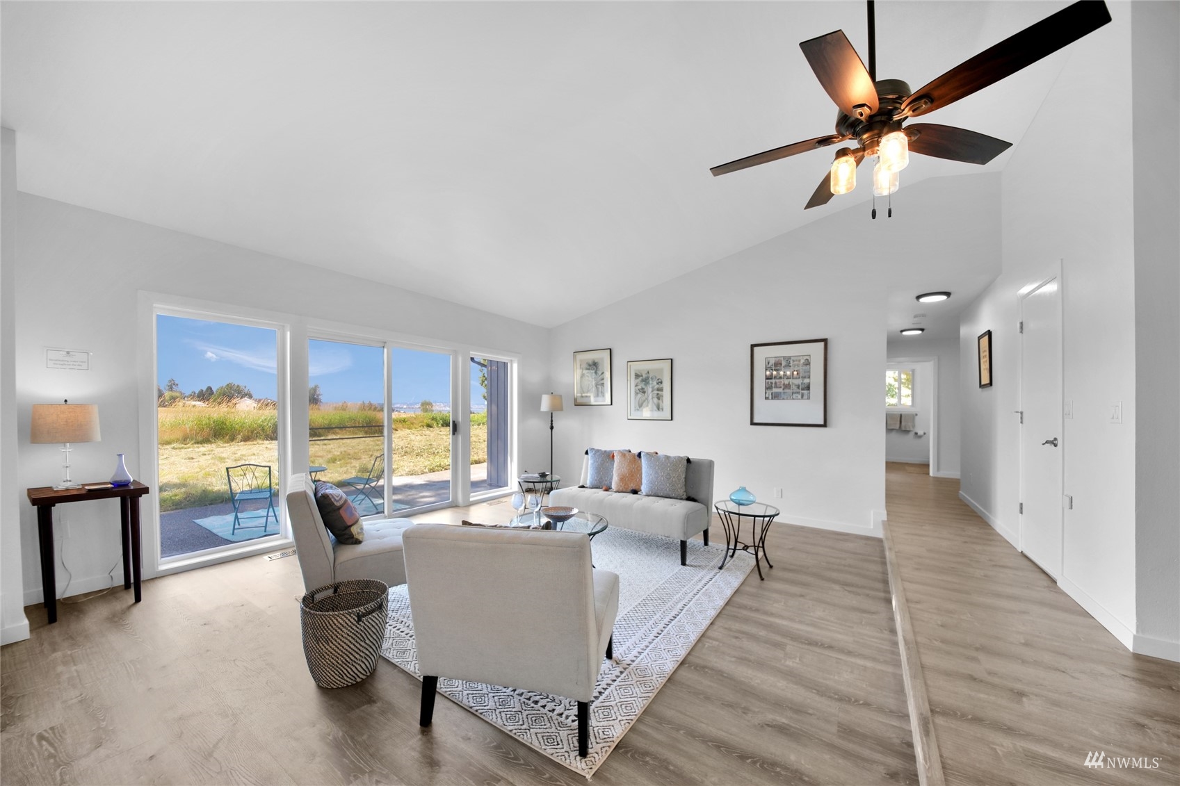 4770 Lincoln Road Blaine, WA 98230 - Photo 4 of 36 a living room with furniture and a large window