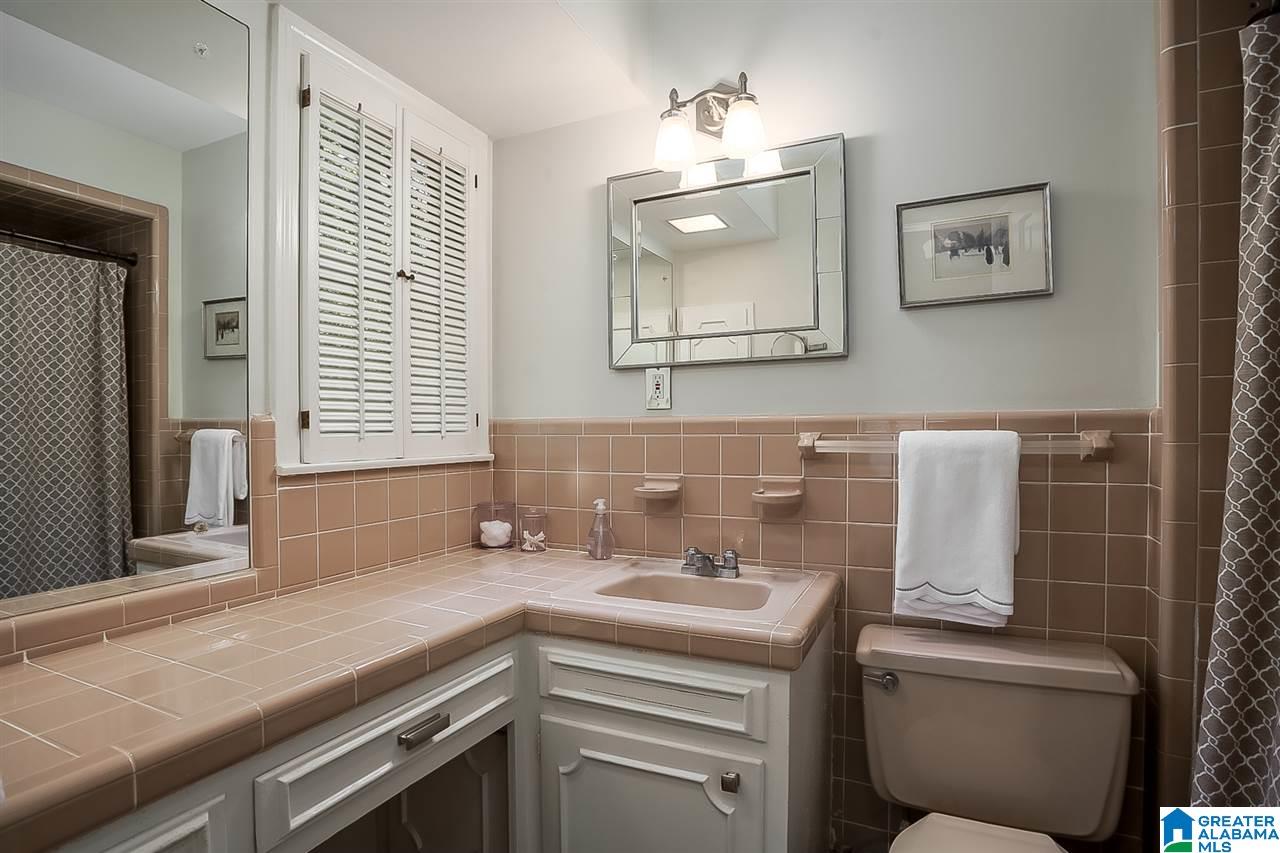 3617 Rockhill Road Birmingham, AL 35223 - Photo 20 of 36