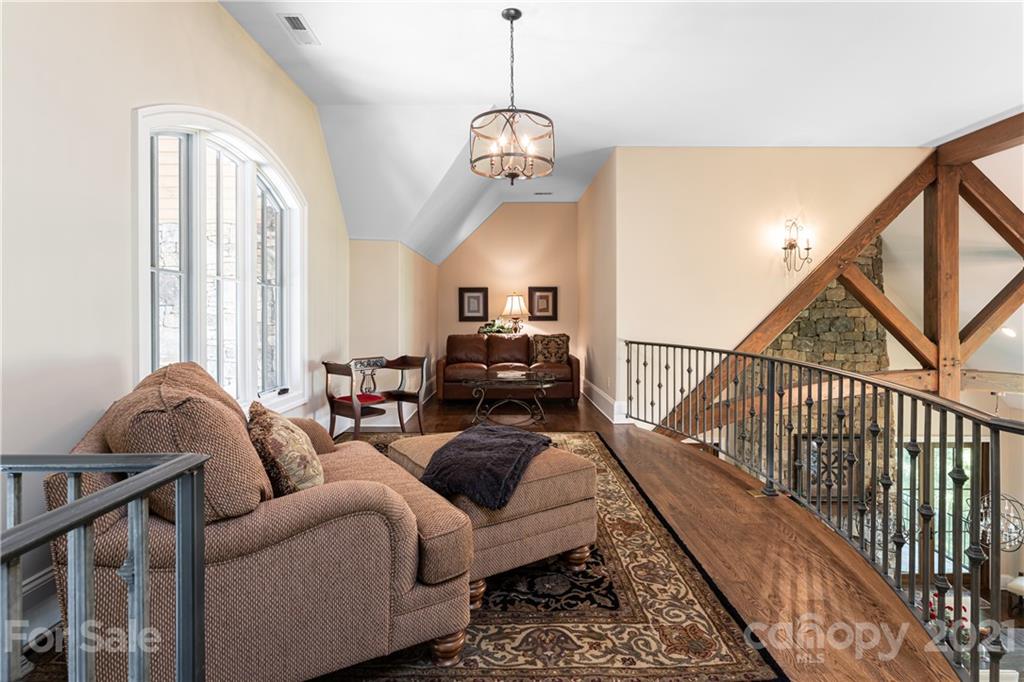 301 Flying Dutchman Road Sylva, NC 28779 - Photo 36 of 48 a living room with furniture