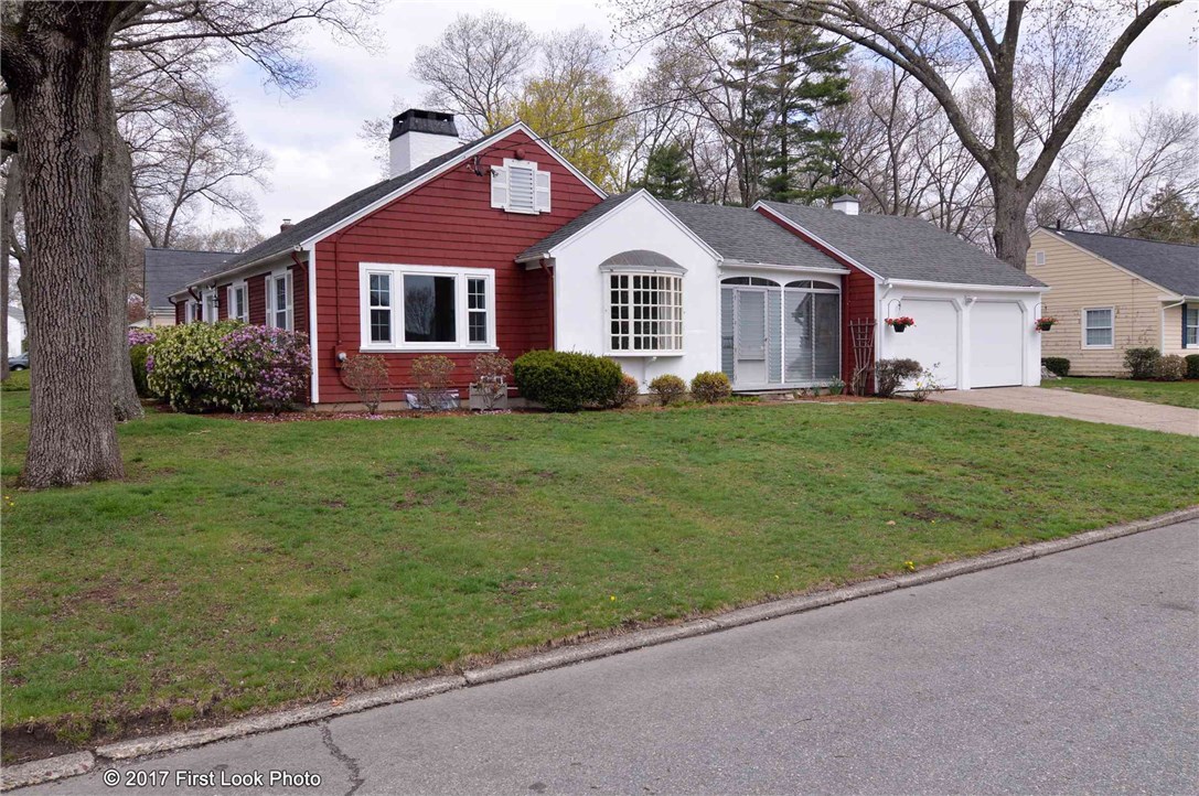 100 King Philip Road Pawtucket, RI 02861 - Photo 3 of 38 Side view
