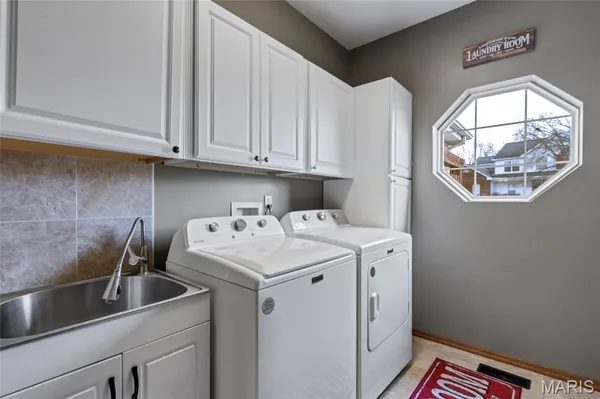 $535,000 | 16805 Enderbush Lane, Eureka, MO 63025