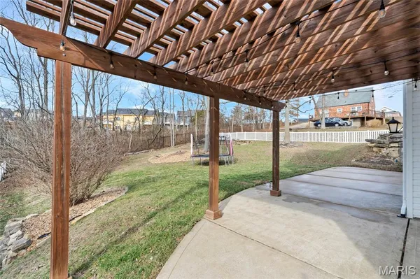 $535,000 | 16805 Enderbush Lane, Eureka, MO 63025