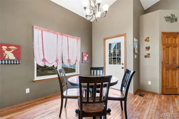 $535,000 | 16805 Enderbush Lane, Eureka, MO 63025