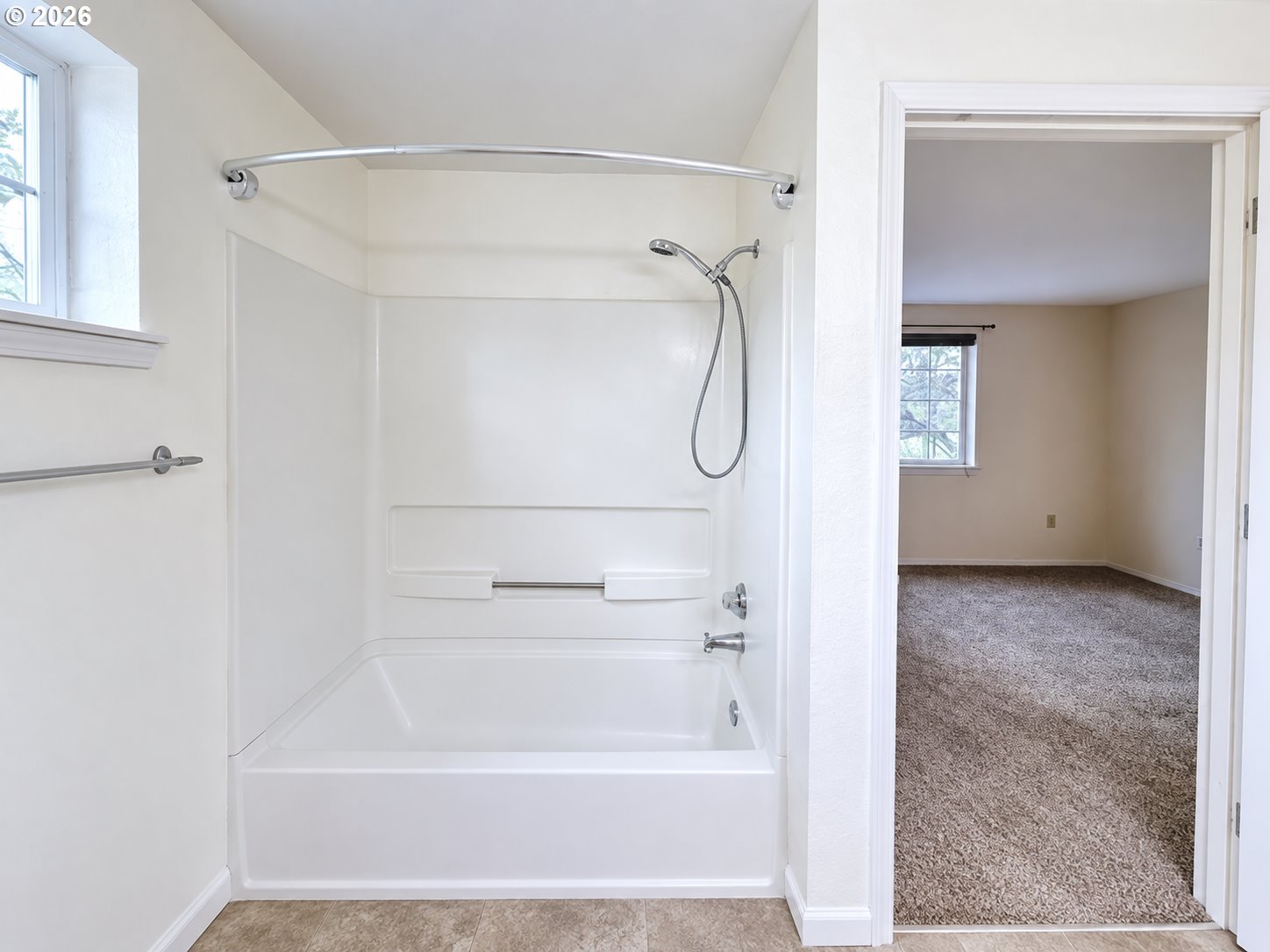 17516 Northwest Springville Road, Unit B1 Portland, OR 97229 - Photo 24 of 26 Gallery Image 24