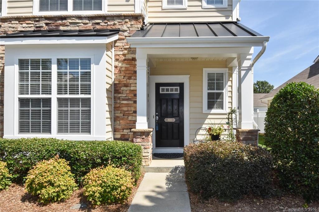 822 Gentlewinds Court, Unit 143 Fort Mill, SC 29708 - Photo 3 of 21 a front view of a house