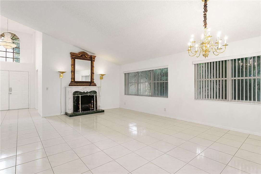 11095 Autoro Court, Unit 11095 Boca Raton, FL 33498 - Photo 4 of 45 Photo 4
