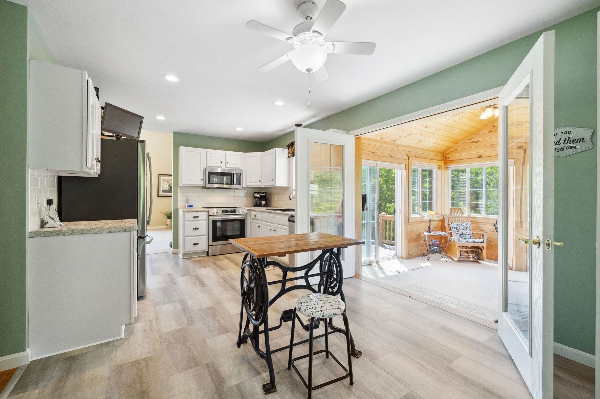 58 Deer Meadow Road Pittsfield, NH 03263 - Photo 5 of 40