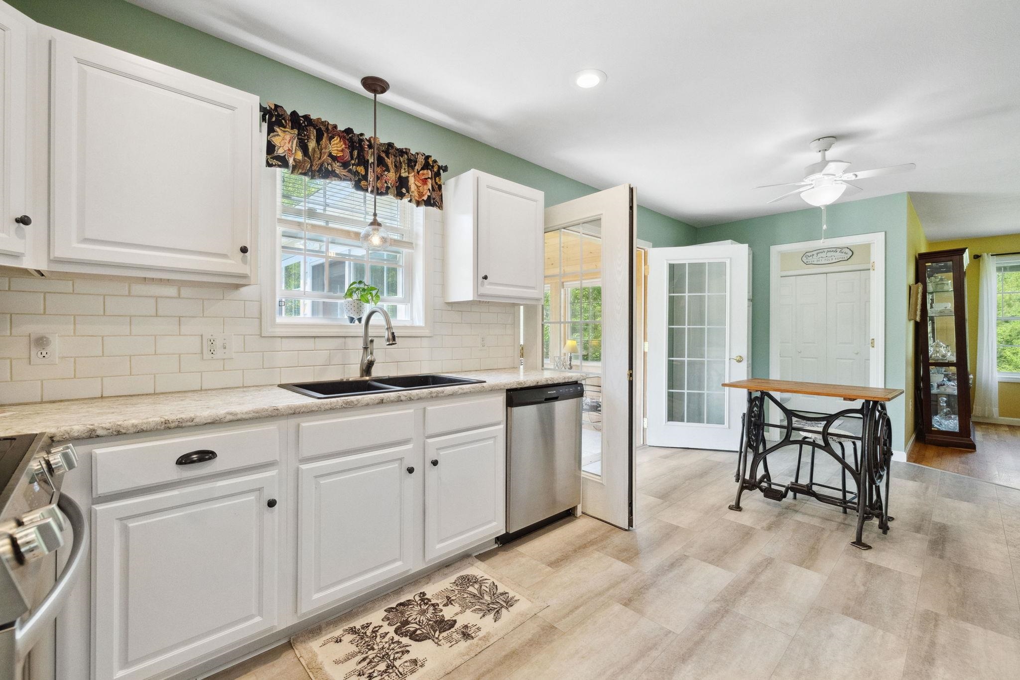 58 Deer Meadow Road Pittsfield, NH 03263 - Photo 6 of 40