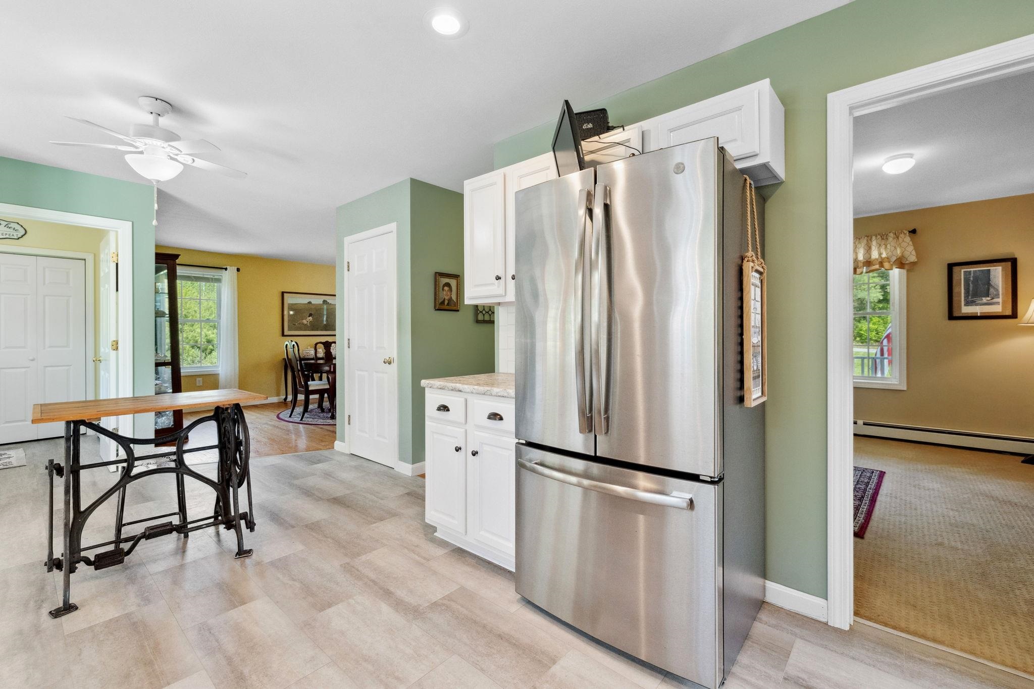 58 Deer Meadow Road Pittsfield, NH 03263 - Photo 7 of 40