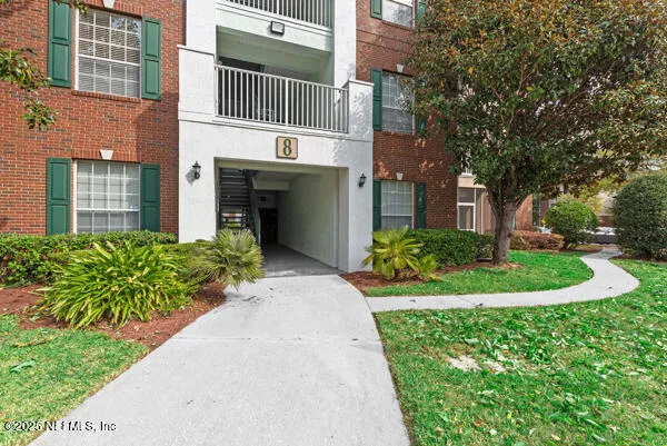 $200,000 | 785 Oakleaf Plantation Parkway, Unit 833, Orange Park, FL 32065