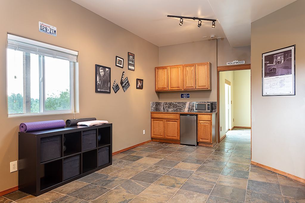 915 East Westcrest Road Colbert, WA 99005 - Photo 16 of 20